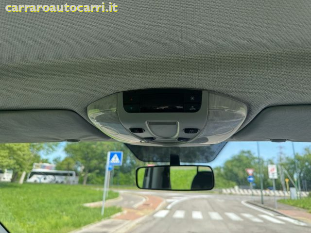 MERCEDES-BENZ Vito usata, con Volante in pelle