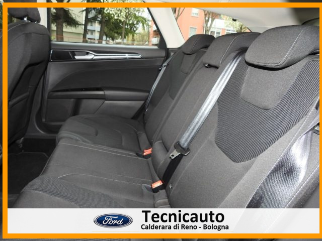 FORD Mondeo usata, con Fendinebbia