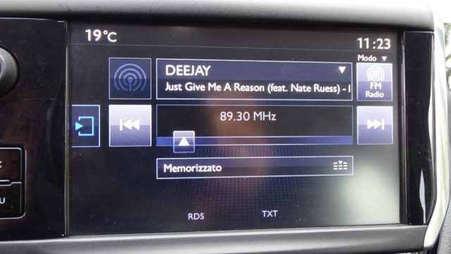 PEUGEOT 208 usata 105