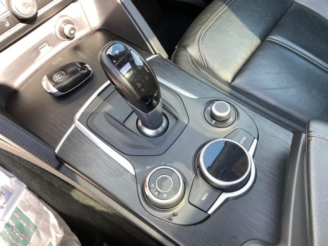 ALFA ROMEO Stelvio usata, con Airbag testa