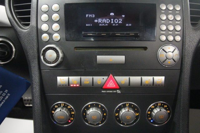 MERCEDES-BENZ SLK 200 usata, con Cruise Control