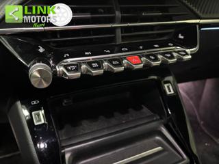 PEUGEOT 208 usata, con USB