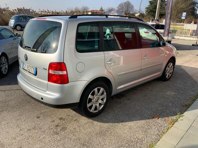 VOLKSWAGEN Touran usata, con Antifurto