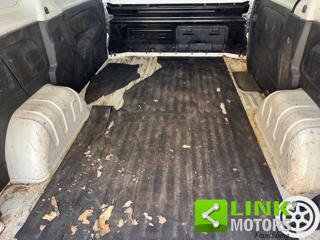 RENAULT Trafic usata, con Sensori di parcheggio posteriori