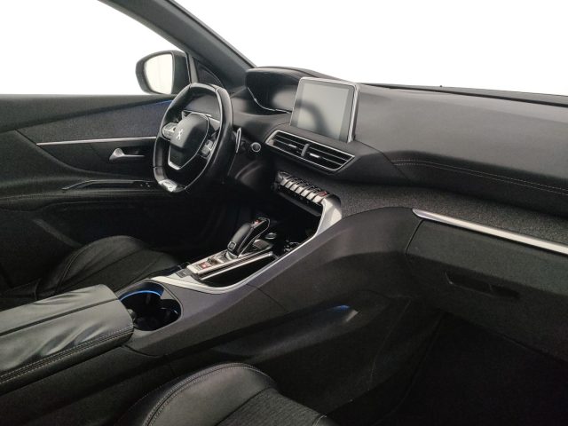 PEUGEOT 5008 usata, con Fendinebbia