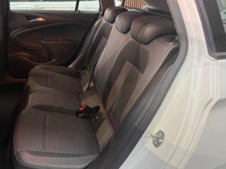 OPEL Astra usata, con Fendinebbia