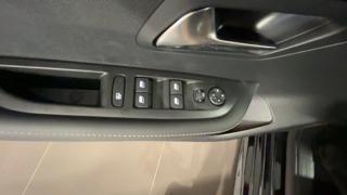 PEUGEOT 208 usata, con Luci diurne LED