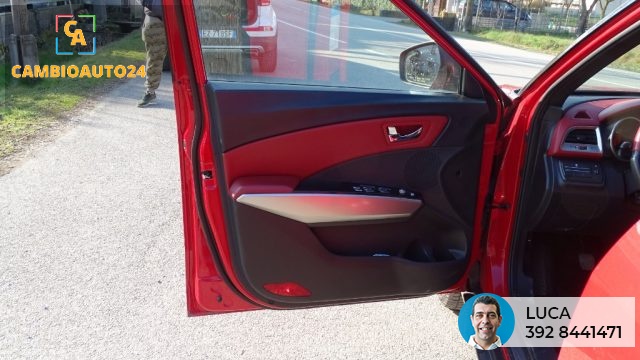 SSANGYONG Tivoli usata, con USB
