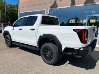 TOYOTA Hilux usata, con Cerchi in lega