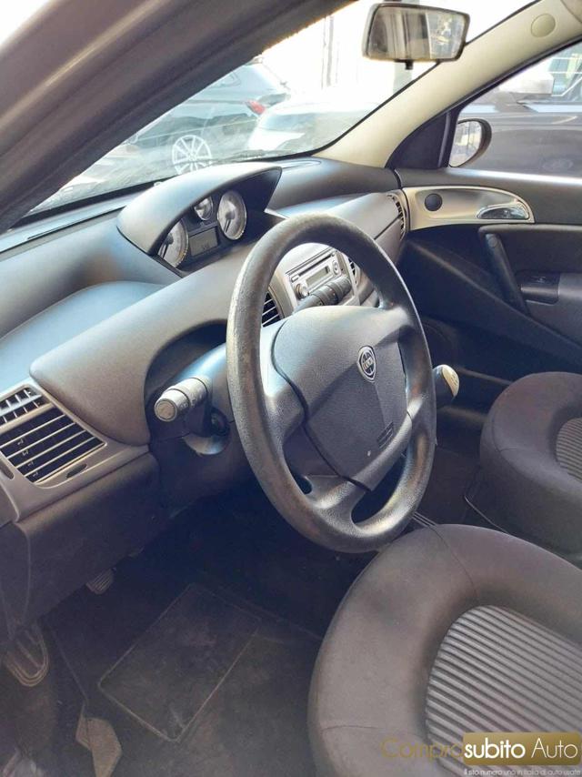 LANCIA Ypsilon usata 16