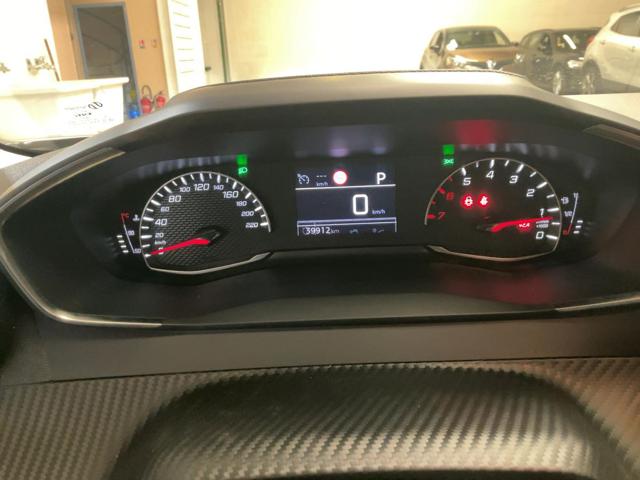 PEUGEOT 2008 usata, con Boardcomputer