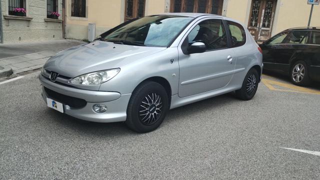 PEUGEOT 206 usata, con Bluetooth