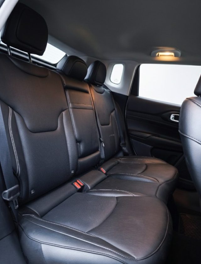 JEEP Compass usata, con Fendinebbia