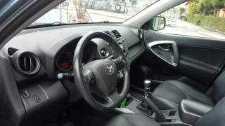 TOYOTA RAV 4 usata, con Regolazione elettrica sedili