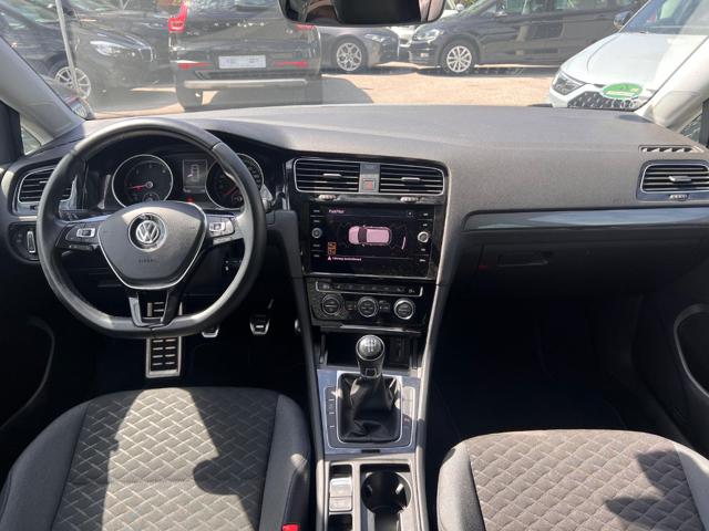 VOLKSWAGEN Golf usata, con Autoradio