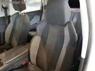 PEUGEOT 5008 usata, con Boardcomputer