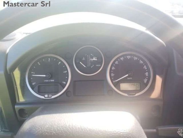 LAND ROVER Defender usata 9