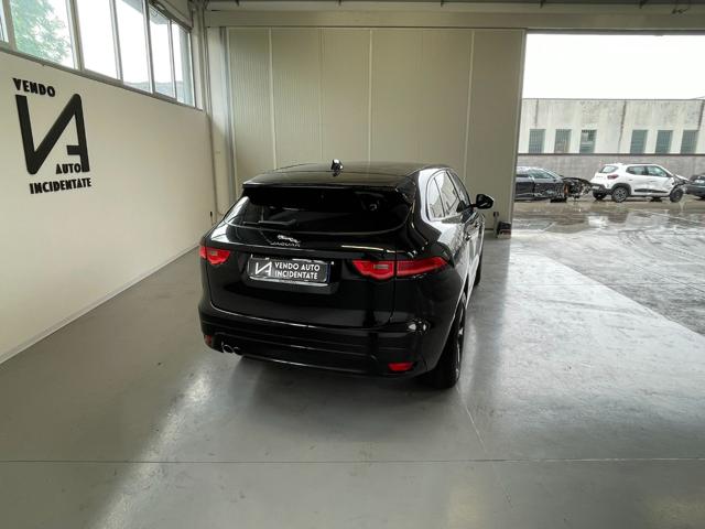JAGUAR F-Pace usata, con Boardcomputer