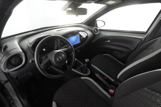 TOYOTA Aygo X usata 1