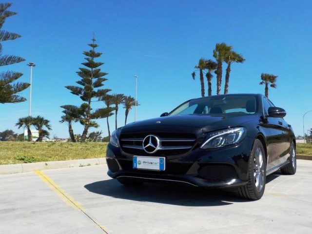 MERCEDES-BENZ C 220 usata, con Chiusura centralizzata
