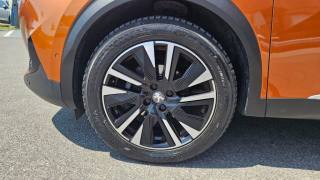 PEUGEOT 2008 usata, con Autoradio digitale