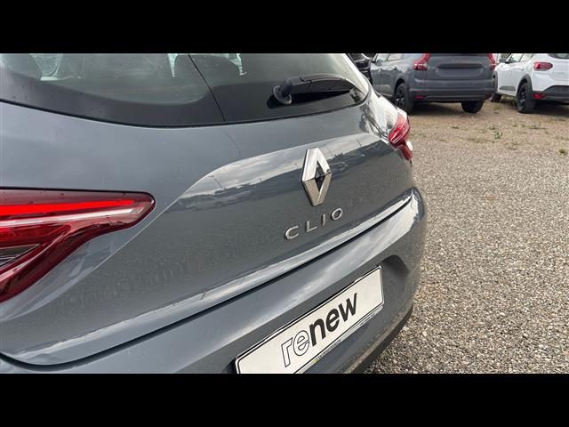 RENAULT Clio usata, con Volante in pelle