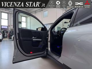 MERCEDES-BENZ GLA 250 usata, con Touch screen