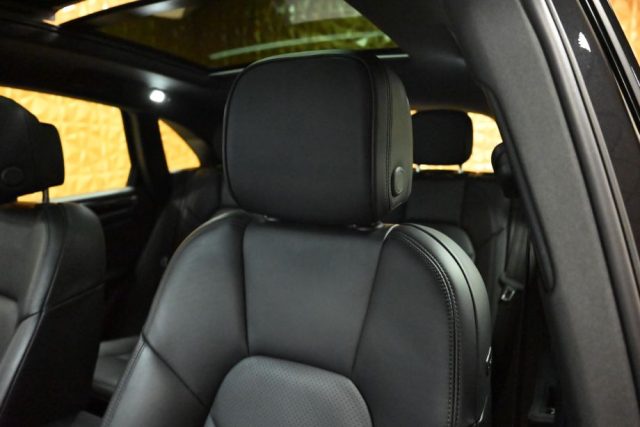 PORSCHE Macan usata 60