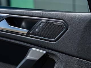 VOLKSWAGEN Tiguan usata, con Sistema di navigazione