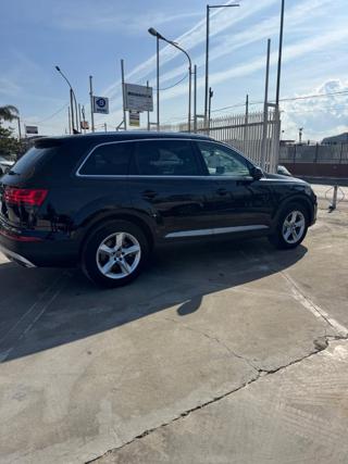 AUDI Q7 usata, con Autoradio
