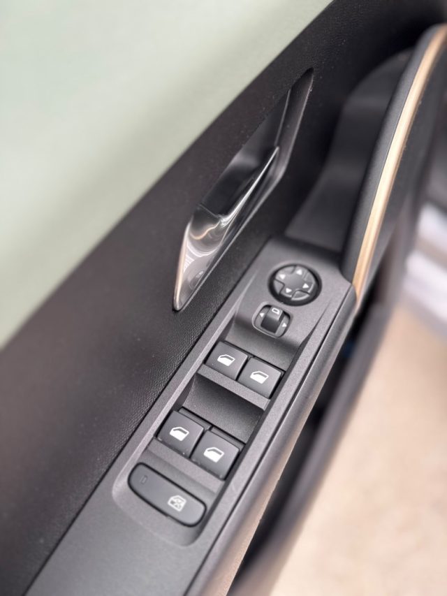 LANCIA Ypsilon usata, con Boardcomputer