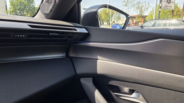 PEUGEOT 308 usata, con USB