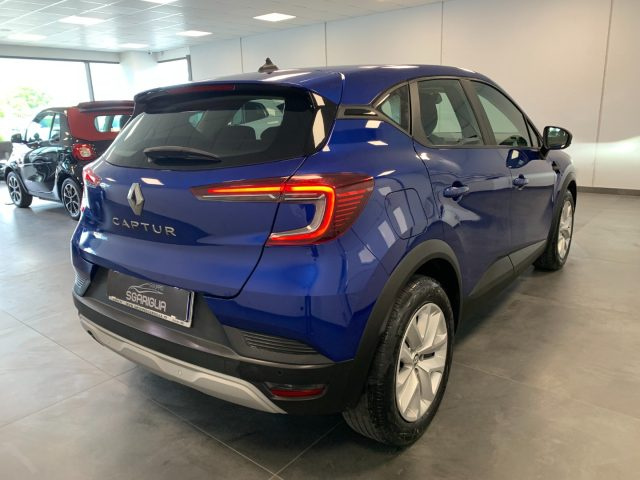 RENAULT Captur usata, con Autoradio