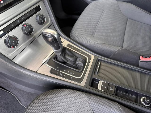 VOLKSWAGEN Golf usata, con Climatizzatore