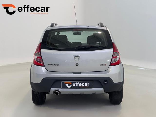 DACIA Sandero usata, con Autoradio