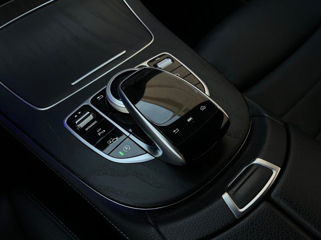 MERCEDES-BENZ E 220 usata, con Immobilizzatore elettronico