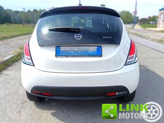 LANCIA Ypsilon usata, con Servosterzo