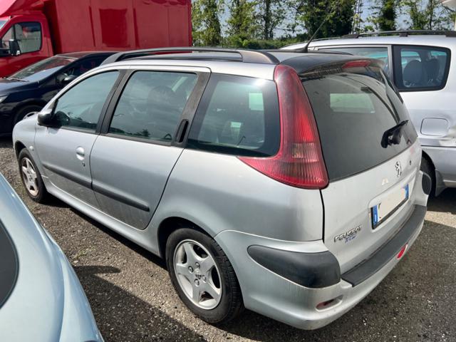 PEUGEOT 206 usata, con Alzacristalli elettrici