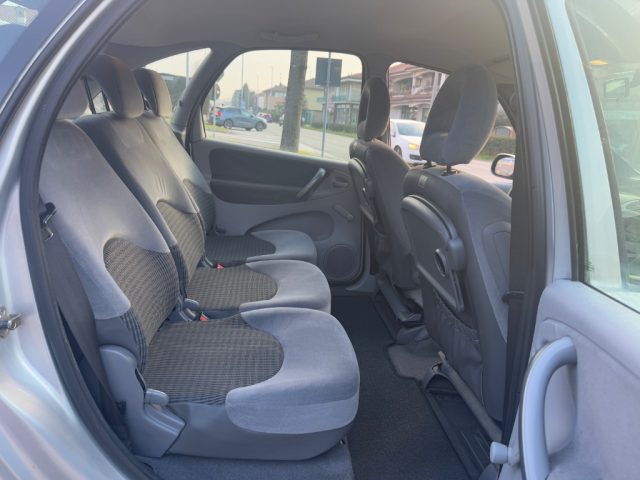 CITROEN Xsara Picasso usata, con Specchietti laterali elettrici