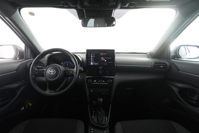 TOYOTA Yaris Cross usata 9