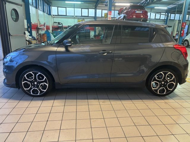SUZUKI Swift usata, con Autoradio