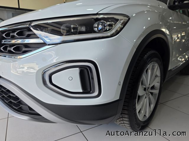 VOLKSWAGEN T-Roc usata, con Sedile posteriore sdoppiato
