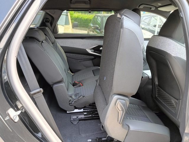PEUGEOT 5008 usata, con USB