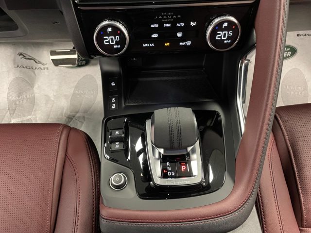 JAGUAR E-Pace usata, con Vetri oscurati