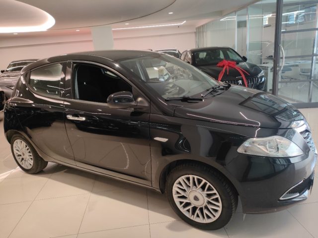 LANCIA Ypsilon usata, con Chiusura centralizzata