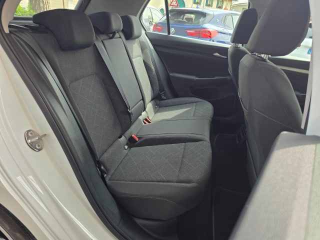 VOLKSWAGEN Golf usata, con Controllo automatico clima
