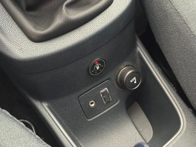 FORD Fiesta usata, con Servosterzo
