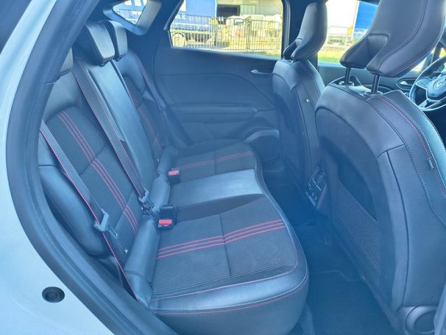 RENAULT Captur usata, con Controllo automatico clima