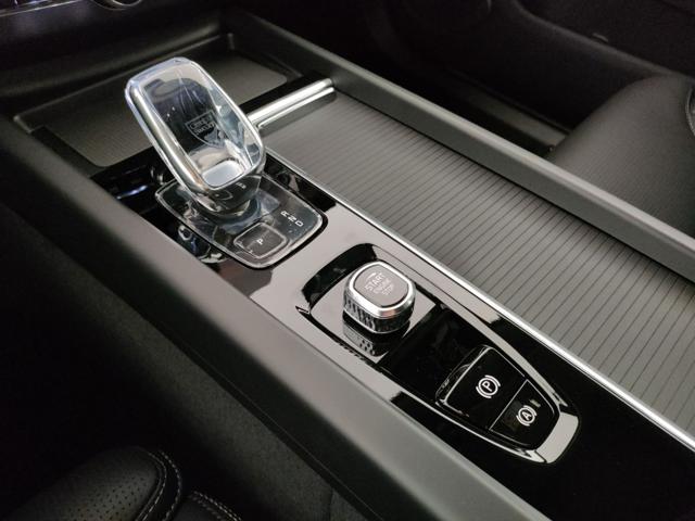 VOLVO XC60 usata, con Luci diurne LED