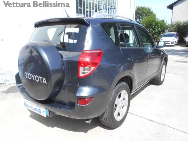 TOYOTA RAV 4 MY23 usata, con Controllo trazione